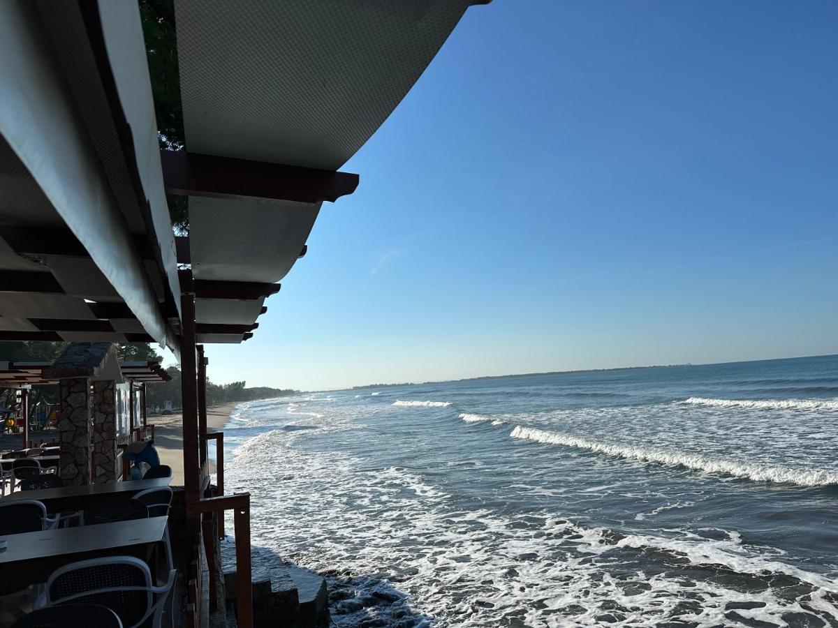 Molla Hotel Restorant Shëngjin エクステリア 写真